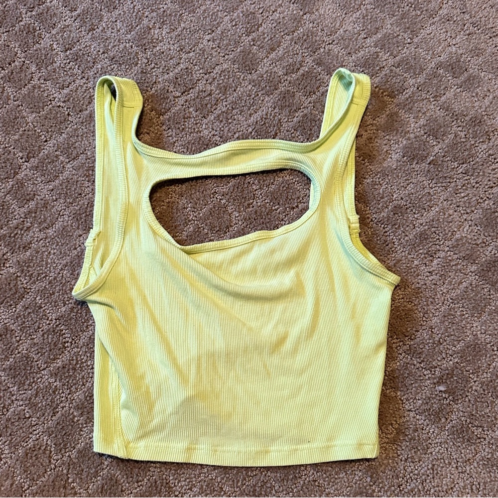 lululemon cropped top